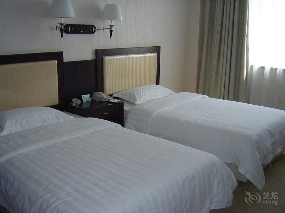 June Hotel 창춘 외부 사진