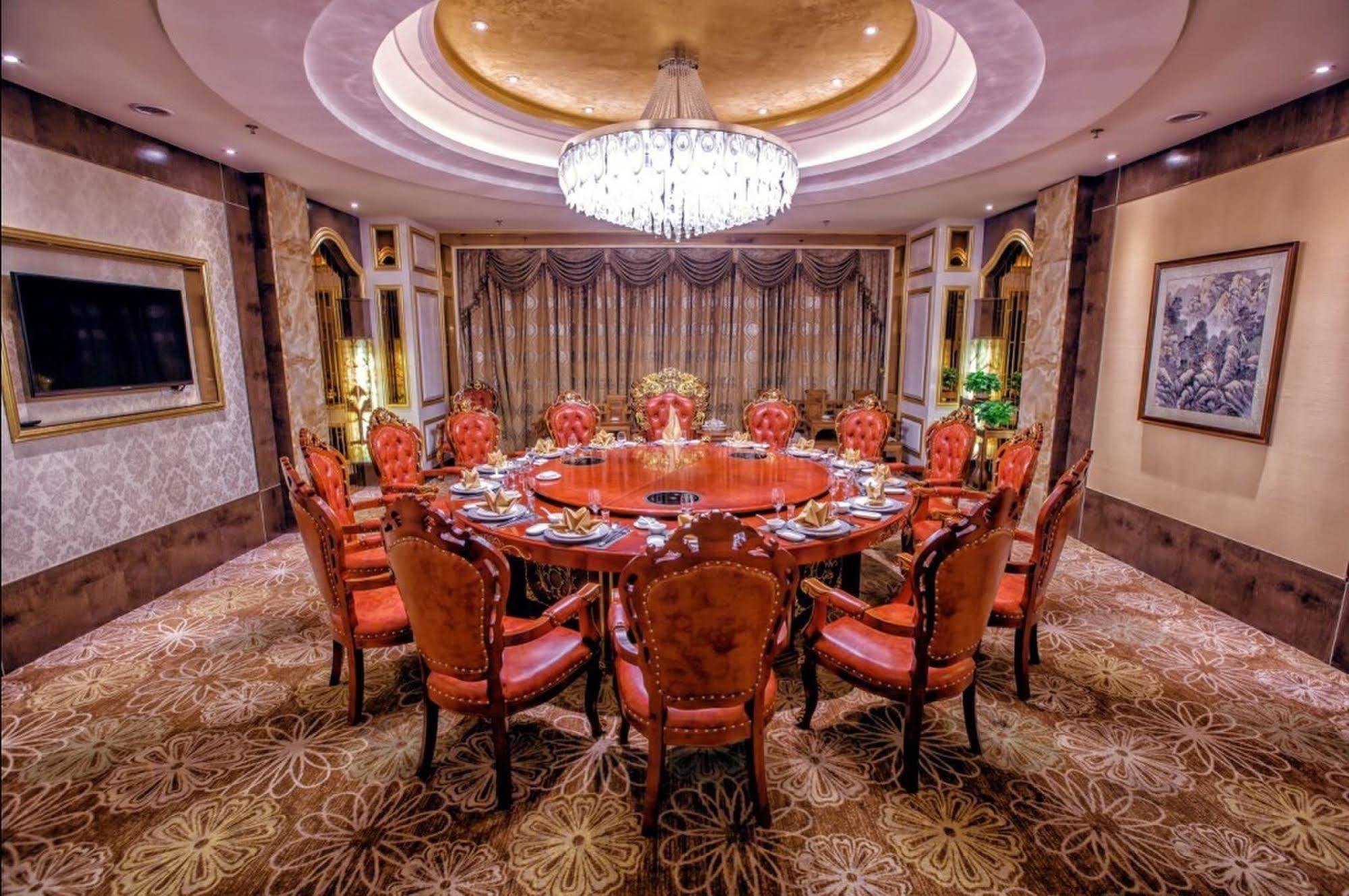 June Hotel 창춘 외부 사진